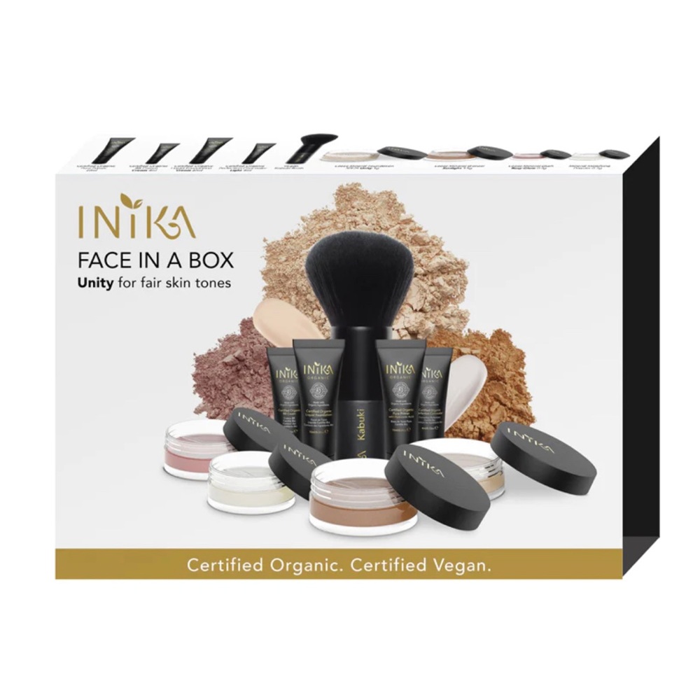 Face in a box kit. Includes bronzer, mineral powder, kabuki face brush,concealer